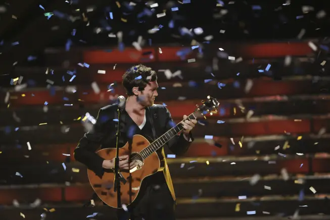 AMERICAN IDOL: The Season 11 winner Phillip Phillips performs his victory song during the sason 11 AMERICAN IDOL GRAND FINALE at the Nokia Theatre on Weds. May 23, 2012 in Los Angeles, California.  CR: Michael Becker/FOX