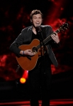 AMERICAN IDOL: Phillip Phillips performs in front of the Judges on AMERICAN IDOL airing Wednesday, April 11 (8:00-10:00 PM ET/PT) on FOX. CR: Michael Becker / FOX.