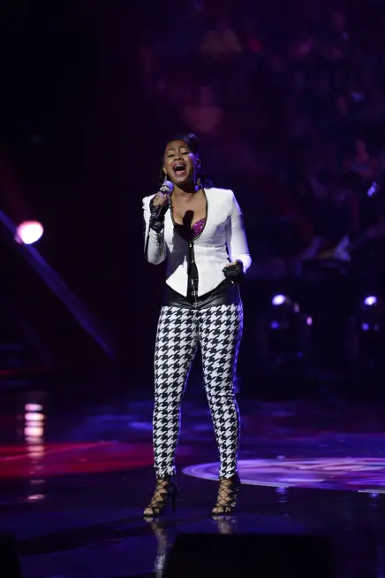 AMERICAN IDOL: Kamaria Ousley performs in the Sudden Death Round of AMERICAN IDOL airing Wednesday, Feb. 20 (8:00-10:00PM ET/PT) on FOX. CR: Michael Becker / FOX. Copyright / FOX.