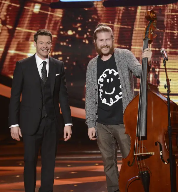 AMERICAN IDOL: Casey Abrams(R) performs on AMERICAN IDOL airing Thursday, March 21(8:00-9:00 PM ET/PT) on FOX. Also pictured: Ryan Seacrest (L). CR: Michael Becker/ FOX. Copyright: FOX.