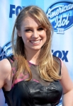 486801817JA00055_Fox_s_Amer