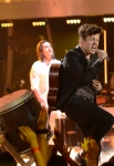 AMERICAN IDOL XIII: Alex Preston performs on AMERICAN IDOL XIII airing Wednesday, May 14 (8:00-10:00 PM ET / PT) on FOX. CR: Michael Becker / FOX. Copyright 2014 / FOX Broadcasting. Also Pictured: Jennifer Lopez (R).