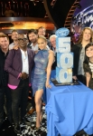 AMERICAN IDOL XIII: FOX and AMERICAN IDOL celebrate the 500'TH AMERICAN IDOL episode airing Wednesday, May 14 (8:00-10:00 PM ET / PT) on FOX. Pictured: The top three finalists join Ryan Seacrest, Randy Jackson, Jennifer Lopez, Harry Connick, Jr, Keith Urban, Creator and Exec producer Simon Fuller and other producers and executives from Fremantle, FOX and AMERICAN IDOL on stage to celebrate the 500'TH episode od AMERICAN IDOL. CR: Michael Becker / FOX. Copyright 2014 / FOX Broadcasting.