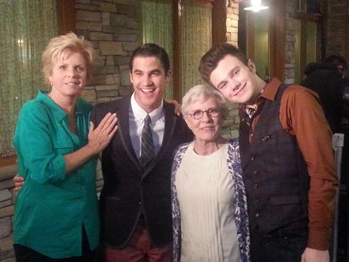 glee-allornothing-bts-4