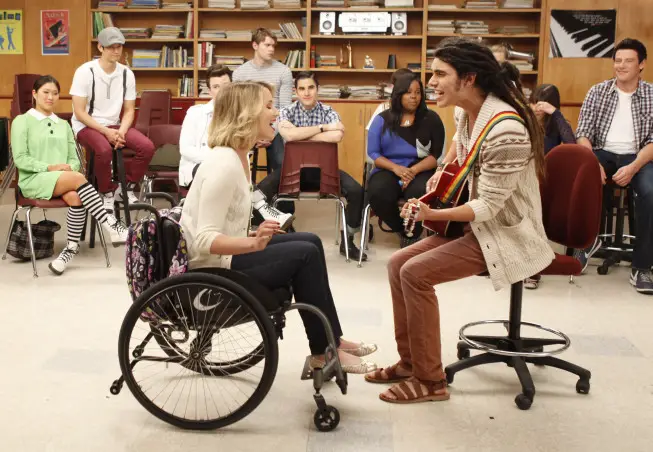 GLEE: Joe (guest star Samuel Larsen, R) sings to Quinn (Dianna Agron, L) in the "Dance With Somebody" episode of GLEE airing Tuesday, April 24 (8:00-9:00 PM ET/PT) on FOX. ©2012 Fox Broadcasting Co. Cr: Beth Dubber/FOX