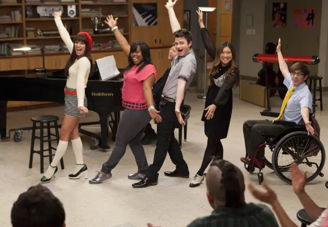GLEE: The glee club performs in the "Goodbye" season finale episode of GLEE airing Tuesday, May 22 (9:00 - 10:00 PM ET/PT) on FOX. Pictured L-R: Lea Michele, Amber Riley, Chris Colfer, Jenna Ushkowitz and Kevin McHale. Â©2012 Fox Broadcasting Co. CR: Adam Rose/FOX
