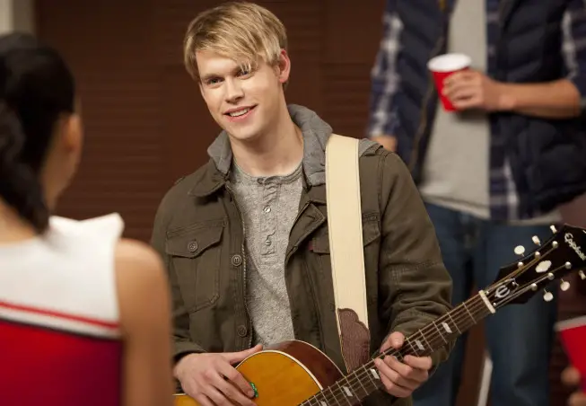 GLEE: Sam (Chord Overstreet, R) returns to the glee club in the "Hold on to Sixteen" episode of GLEE airing Tuesday, Dec. 6 (8:00-9:00 PM ET/PT) on FOX. ©2011 Fox Broadcasting Co. Cr: Adam Rose/FOX