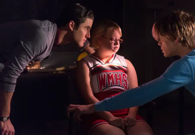 GLEE: Blaine (Darren Criss, L) and Sam (Chord Overstreet, R) question Becky (Lauren Potter, C) in the "Lights Out" episode of GLEE airing Thursday, April 25 (9:00-10:00 PM ET/PT) on FOX. ©2013 Fox Broadcasting Co. CR: Eddy Chen/FOX