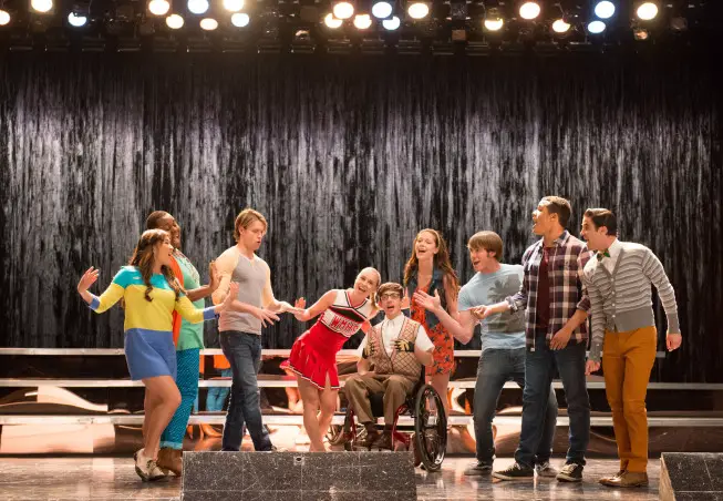 GLEE: The Glee club performs in the "Lights Out" episode of GLEE airing Thursday, April 25 (9:00-10:00 PM ET/PT) on FOX. Â©2013 Fox Broadcasting Co. Pictured L-R: Jenna Ushkowitz, Alex Newell, Chord Overstreet, Becca Tobin, Kevin McHale, Melissa Benoist, Blake Jenner, Jacob Artist and Darren Criss. CR: Eddy Chen/FOX