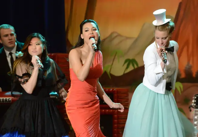 GLEE: Tina (Jenna Ushkowitz, L), Santana (Naya Rivera, C) and Brittany (Heather Morris, R) perform in the "Prom-asaurus" episode of GLEE airing Tuesday, May 8 (8:00-9:00 PM ET/PT) on FOX. ©2012 Fox Broadcasting Co. Cr: Mike Yarish/FOX