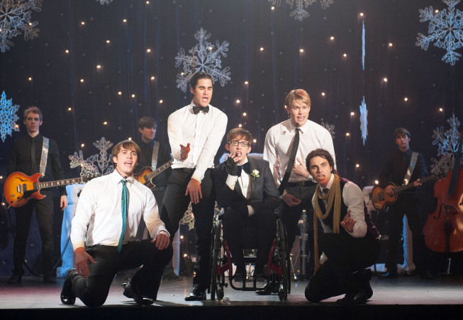 GLEE: The boys perform in the "Sadie Hawkins" episode of GLEE airing Thursday, Jan. 24 (9:00-10:00 PM ET/PT) on FOX. Pictured L-R: Blake Jenner, Darren Criss, Kevin McHale, Chord Overstreet and Samuel Larsen. ©2013 Fox Broadcasting Co. CR: Eddy Chen/FOX