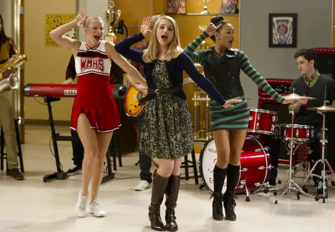 GLEE: Brittany (Heather Morris, L), Quinn (Dianna Agron, C) and Santana (Naya Rivera, R) perform in the "Thanksgiving" episode of GLEE airing Thursday, Nov. 29 (9:00-10:00 PM ET/PT) on FOX. ©2012 Fox Broadcasting Co. CR: Adam Rose/FOX
