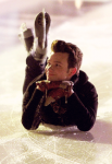 glee-klaine-nycskate-06
