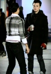 glee-klaine-nycskate-11