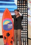 TEEN CHOICE 2012: Zac Efron with his award during TEEN CHOICE 2012, airing LIVE Sunday, July 22 (8:00-10:00 PM ET live/PT tape-delayed) on FOX at the Gibson Amphitheater, Universal City, CA. CR: Michale Yarish/FOX