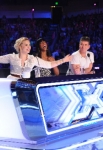 THE X FACTOR: July 11, 2013 in Los Angeles, CA. L-R: Demi Lovato, Kelly Rowland and Simon Cowell on the set of THE X FACTOR. CR: Ray Mickshaw / FOX. Copyright / FOX.
