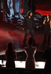 THE X FACTOR: Top 3 Perform: Josh Krajcik (L) and Alanis Morissette perform on THE X FACTOR Dec. 21 (8:00-9:30 PM ET/PT) on FOX. THE X FACTOR Finale airs Wed., Dec. 21 and Thurs., Dec. 22 on FOX. CR: Ray Mickshaw / FOX.