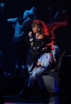 THE X FACTOR: Rihanna performs on THE X FACTOR Thursday, Nov. 17 (8:00-9:00PM ET/PT) on FOX. CR: Ray Mickshaw / FOX.