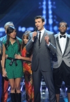 THE X FACTOR: Steve Jones and Paula Abdul joing inTENsity and Stereo Hogzz on THE X FACTOR Thursday, Nov. 3 (8:00-9:00 PM ET/PT) on FOX CR: Ray Mickshaw / FOX.
