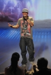 THE X FACTOR: Top 9 Perform: Chris Rene performs in front of the judges on THE X FACTOR airing on Tuesday, Nov. 22 (8:00-10:00pm PM ET/PT) on FOX. CR: Ray Mickshaw / FOX.
