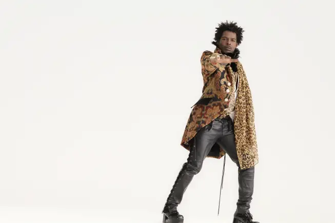 X Factor Top 17 Photos Twitter And Facebook Links