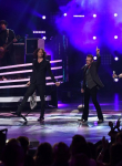 AMERICAN IDOL: American Idols return to perform during the AMERICAN IDOL Finale airing Thursday, April 7 (8:00-10:06 PM ET Live/PT tape-delayed) on FOX. © 2016 FOX Broadcasting Co. Cr: Ray Mickshaw/FOX