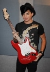 adam-lambert-y100h-11