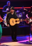 AMERICAN IDOL: "Sugarland" performs on AMERICAN IDOL Thursday, March 24 (8:00-9:00 PM/ET) on FOX. CR: Michael Becker/ FOX.