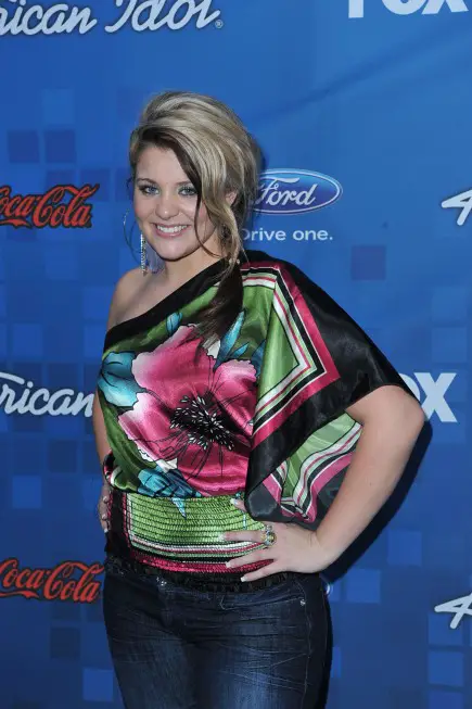 AMERICAN IDOL: AMERICAN IDOL Finalist Lauren Alaina arrives on the red carpet at the AMERICAN IDOL TOP 13 FINALIST PARTY on Thursday, March 3 at The Grove in Los Angeles, CA.