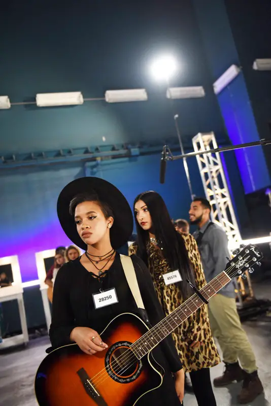 AMERICAN IDOL: Contestants getting ready to perform in the “Hollywood Round #1” episode of AMERICAN IDOL airing Wednesday, Jan. 27 (8:00-9:01 PM ET/PT) on FOX. © 2016 FOX Broadcasting Co. Cr: Michael Becker / FOX.