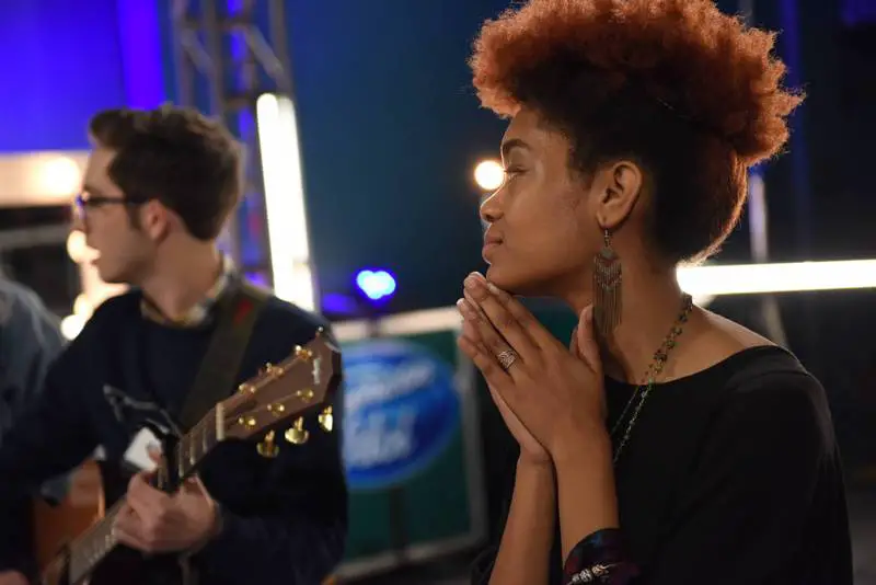 AMERICAN IDOL: Contestants getting ready to perform in the ÒHollywood Round #1Ó episode of AMERICAN IDOL airing Wednesday, Jan. 27 (8:00-9:01 PM ET/PT) on FOX. © 2016 FOX Broadcasting Co. Cr: Michael Becker / FOX.