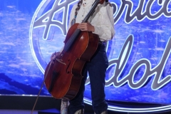 AMERICAN IDOL XV: Denver Auditions: AMERICAN IDOL will begin its 15th – and farewell – season with a special two-night, four-hour premiere event Wednesday, Jan. 6 (8:00-10:00 PM ET/PT) and Thursday, Jan. 7 (8:00-10:00 PM ET/PT) on FOX. AMERICAN IDOL XV continues on Wednesdays (8:00-9:00 PM ET/PT) and Thursdays (8:00-10:00 PM ET/PT). Pictured: Contestant Jeneve Mitchell auditions in front of the judges at AMERICAN IDOL XV. © 2016 Fox Broadcasting Co. Cr: Michael Becker / FOX.