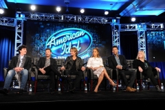 2016 FOX WINTER TCA: (L-R) Mentor Scott Borchetta, Host Ryan Seacrest, Judges Keith Urban, Jennifer Lopez, Harry Connick, Jr. and Executive Producer Trish Kinane during the AMERICAN IDOL panel at the Langham Hotel, Friday, Jan. 15 in Pasadena, CA. CR: Frank Micelotta/FOX