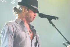 Casey James - Manchester NH Idols Live 2010 