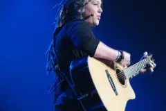 Crystal Bowersox - Manchester NH Idols Live 2010 