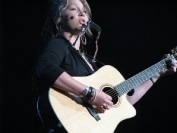 crystal-bowersox-manchester-14