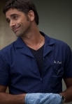 GLEE: John Stamos guest-stars as Dr. Carl in the "Britney/Brittany" episode of GLEE airing Tuesay, Sept. 28 (8:00-9:00 PM ET/PT) on FOX. ©2010 Fox Broadcasting Co. CR: Adam Rose/FOX