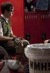 GLEE: Artie (Kevin McHale, L) and Finn (Cory Monteith, R) have a chat in the boys' locker room in the "Britney/Brittany" episode of GLEE airing Tuesday, Sept. 28 (8:00-9:00 PM ET/PT) on FOX. ©2010 Fox Broadcasting Co. Cr: Adam Rose/FOX