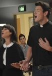 GLEE: Rachel (Lea Michele, L) and Finn (Cory Monteith, R) perform a duet in the "Duets" episode of GLEE airing Tuesday, Oct. 12 (8:00-9:00 PM ET/PT) on FOX. ©2010 Fox Broadcasting Co. CR: Michael Yarish/FOX