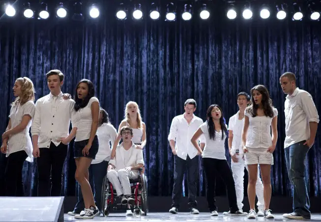 GLEE: New Directions performs in the "Grilled Cheesus" episode of GLEE airing Tuesday, Oct. 5 (8:00-9:00 PM ET/PT) on FOX. Pictured L-R: Dianna Agron, Chris Colfer, Naya Rivera, Amber Riley, Kevin McHale, Heather Morris, Cory Monteith, Jenna Ushkowitz, Harry Shum Jr., Lea Michele and Mark Salling. ©2010 Fox Broadcasting Co. CR: Adam Rose/FOX