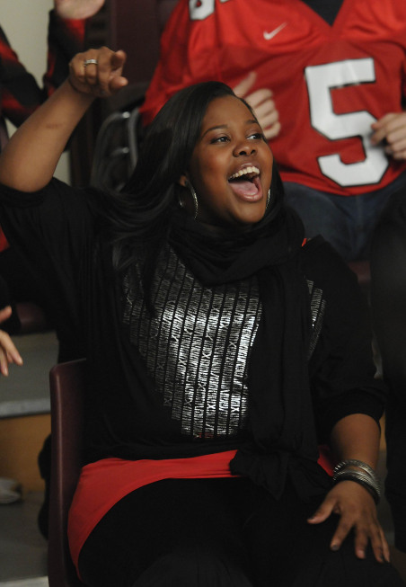 GLEE: Mercedes (Amber Riley) watches a performance in the "Silly Love Songs" episode of GLEE airing Tuesday, Feb. 8 (8:00-9:00 PM ET/PT) on FOX. ©2011 Fox Broadcasting Co. CR: Michael Yarish/FOX