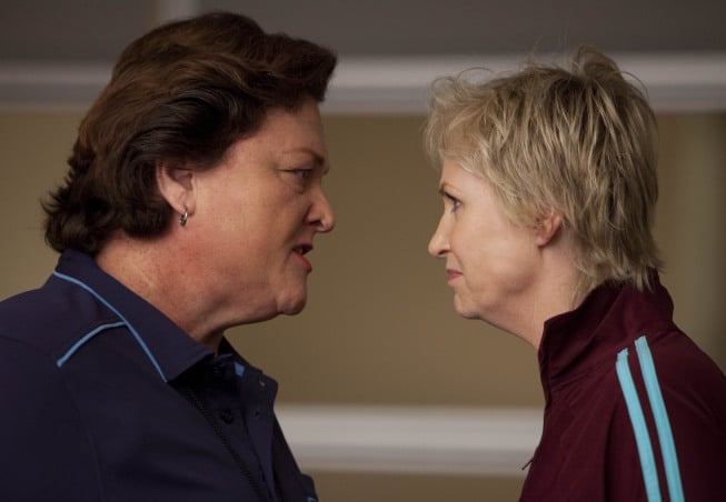 GLEE: Coach Beiste (guest star Dot Jones, L) and Sue (Jane Lynch, R) go head-to-head in Principal Figgins office in the "Audition" premiere episode of GLEE airing Tuesday, Sept. 21 (8:00-9:00 PM ET/PT) on FOX. Â©2010 Fox Broadcasting Co. Cr: Adam Rose/FOX