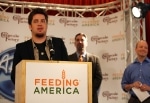 lee-dewyze-chicago-feedingamerica-1