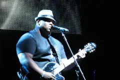 Mike Lynche - Mansfield MA Idols Live 2010