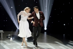 SO YOU THINK YOU CAN DANCE: L-R: Top 10 contestant Jana “JaJa” Vankova and all-star Ricky Ubeda perform a Broadway routine to “Let’s Face The Music And Dance” choreographed by Al Blackstone on the Season Finale of SO YOU THINK YOU CAN DANCE airing Monday, September 14 (8:00-10:00 PM ET live/PT tape-delayed) on FOX. ©2015 FOX Broadcasting Co. Cr: Adam Rose