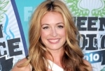 arrives at the 2010 Teen Choice Awards at Gibson Amphitheatre on August 8, 2010 in Universal City, California.