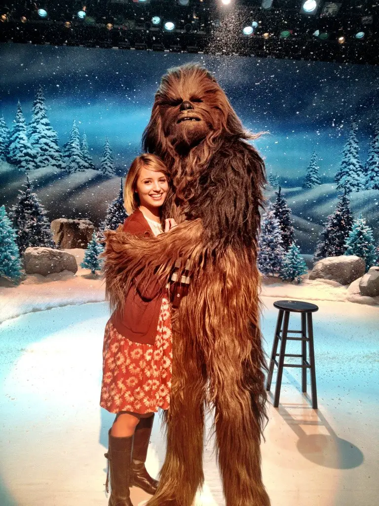 dianna-agron-chewbacca