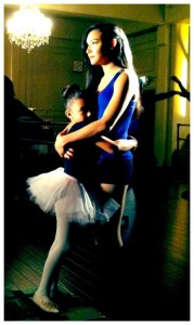 glee-lightsout-bts-3