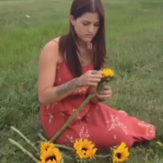 Cassadee Pope Teases New Song "11" (AUDIO)