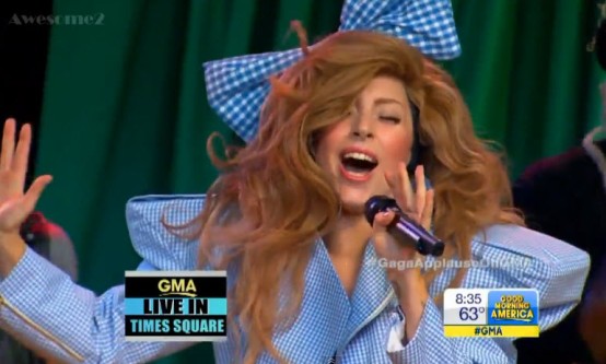 Lady Gaga - Applause - GMA